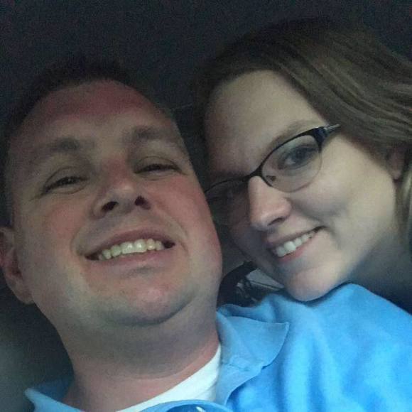 Meet your Posher, Robin - Picture 1 of 1